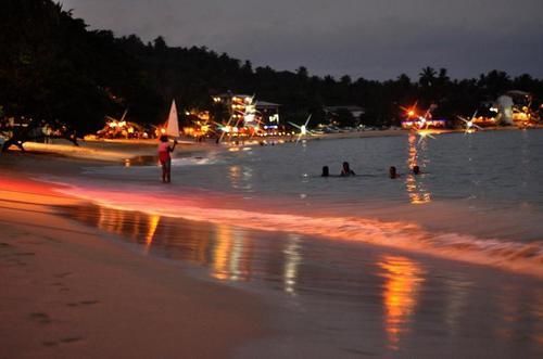 Sea Song Bed & Breakfast Unawatuna Bagian luar foto